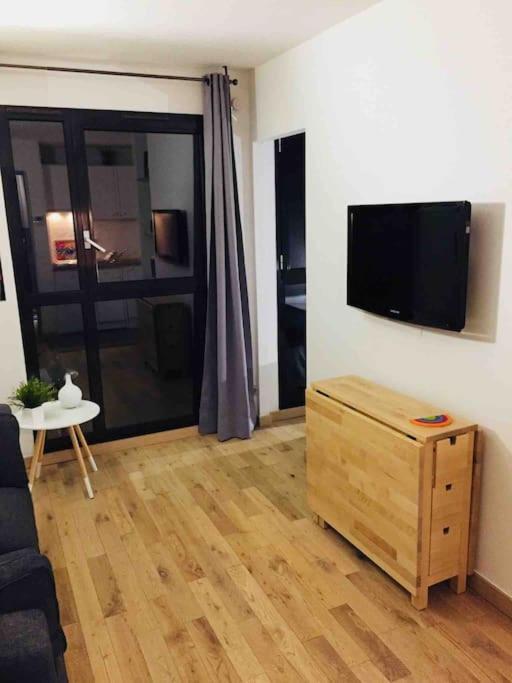 Ma Place Au Sud Aix Parking 엑상프로방스 외부 사진